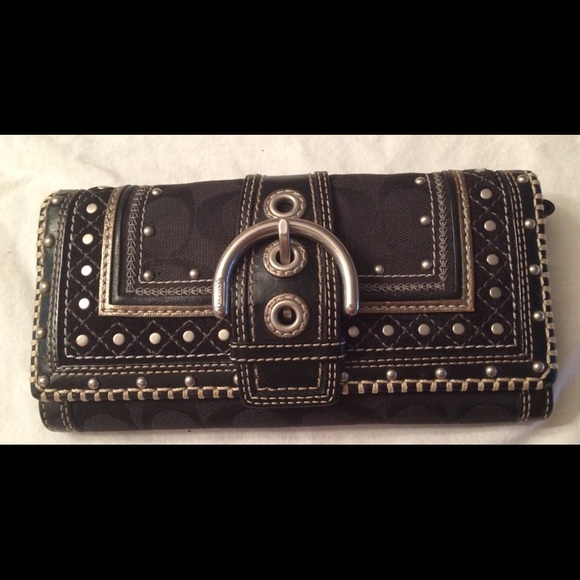 Coach Handbags - Coach Wallet